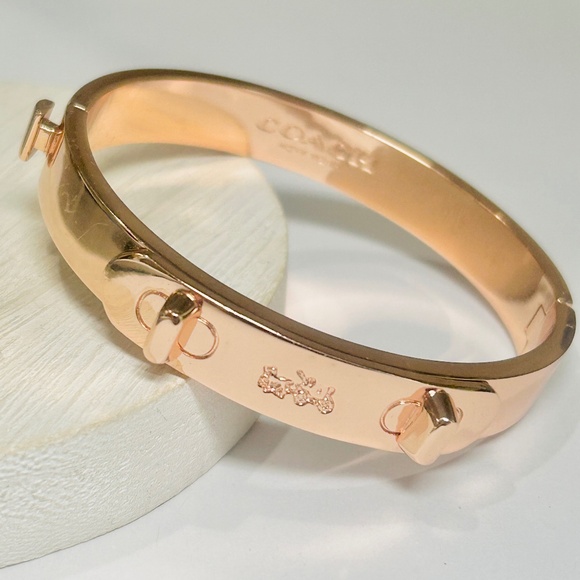 COACH Swagger Hinged Bangle in Rose Gold Tone